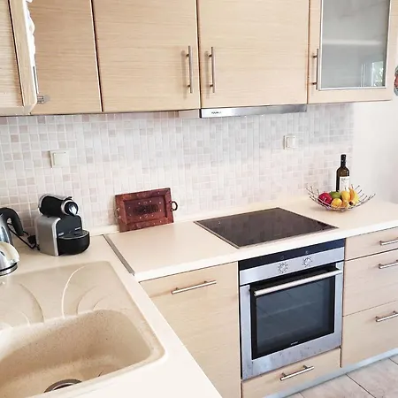 Sea View Maisonette In Chanioti, 40m From The Chaniotis