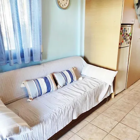 Sea View Maisonette In Chanioti, 40m From The *
