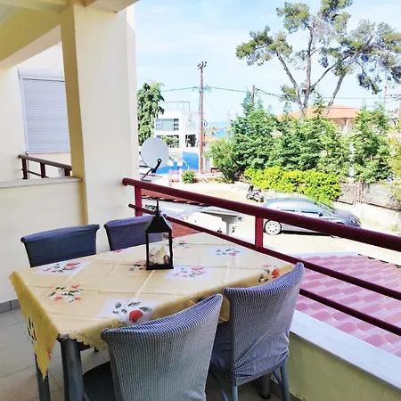 Sea View Maisonette In Chanioti, 40m From The