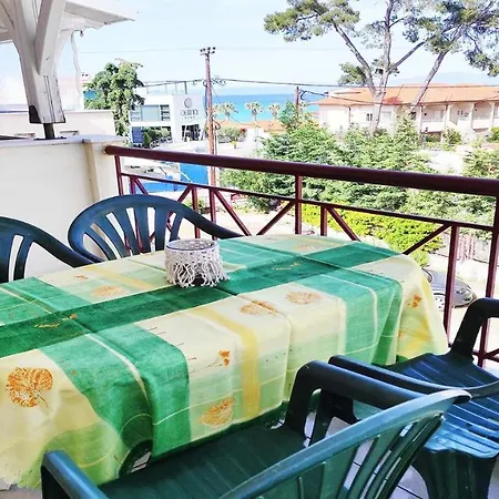 Hébergement de vacances Sea View Maisonette In Chanioti, 40m From The *